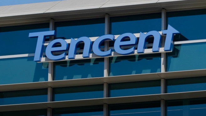 Tencent-logo-on-its-office.jpg